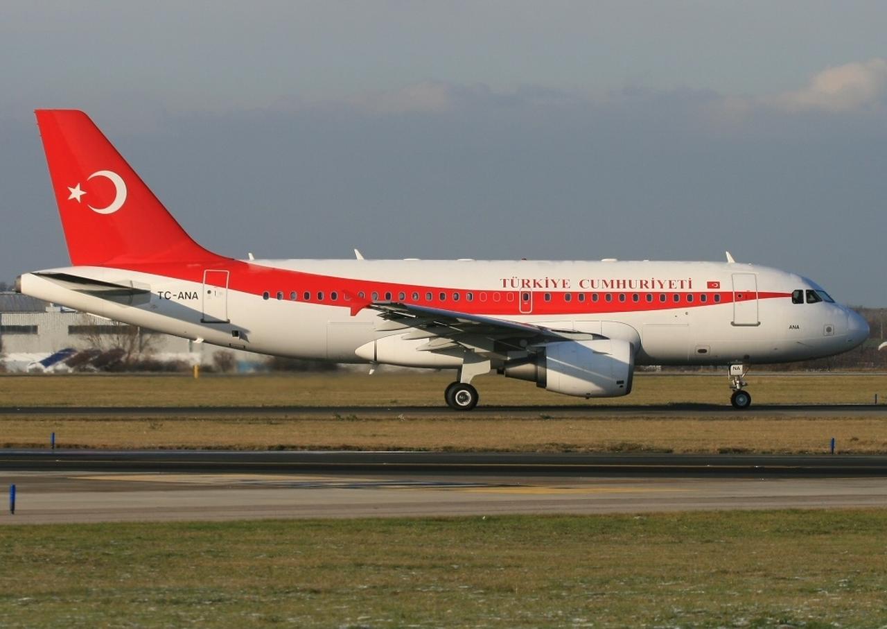 Airbus A319-115 CJ bearing the livery of the Republic of Türkiye on the runway at Prague Vaclav Havel Airport, Czechia. (Photo via wikipedia.org)
