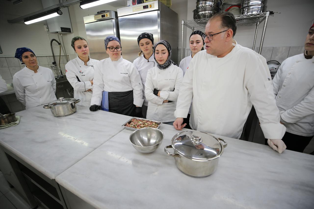 Edirne revives Mevlevi cuisine as university students bring centuries-old recipes back to life Image