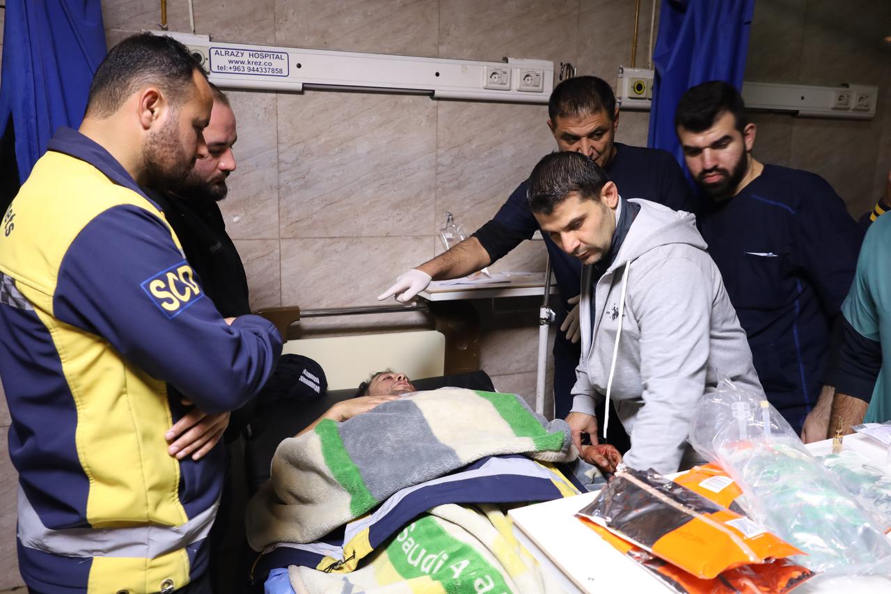 One of the people injured in the attacks carried out by the terrorist organization PKK/YPG receives medical treatment in a hospital in Aleppo, Syria on Dec. 22, 2025. (AA Photo)