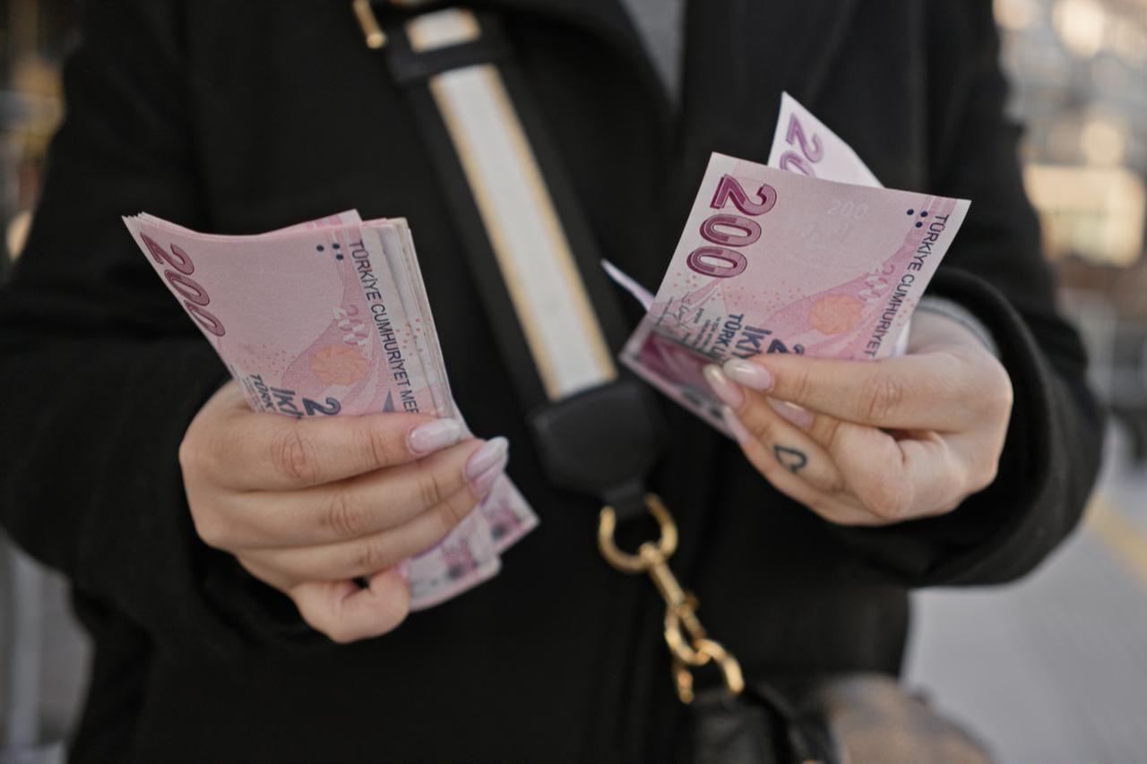 Türkiye's top earners capture 48% of income as inequality edges lower