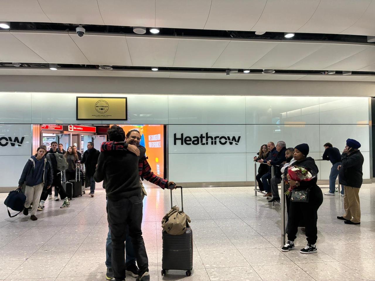 British-Egyptian activist Alaa Abdel Fattah arriving at a UK airport ( Photo via X / @Can_Yeginsu)