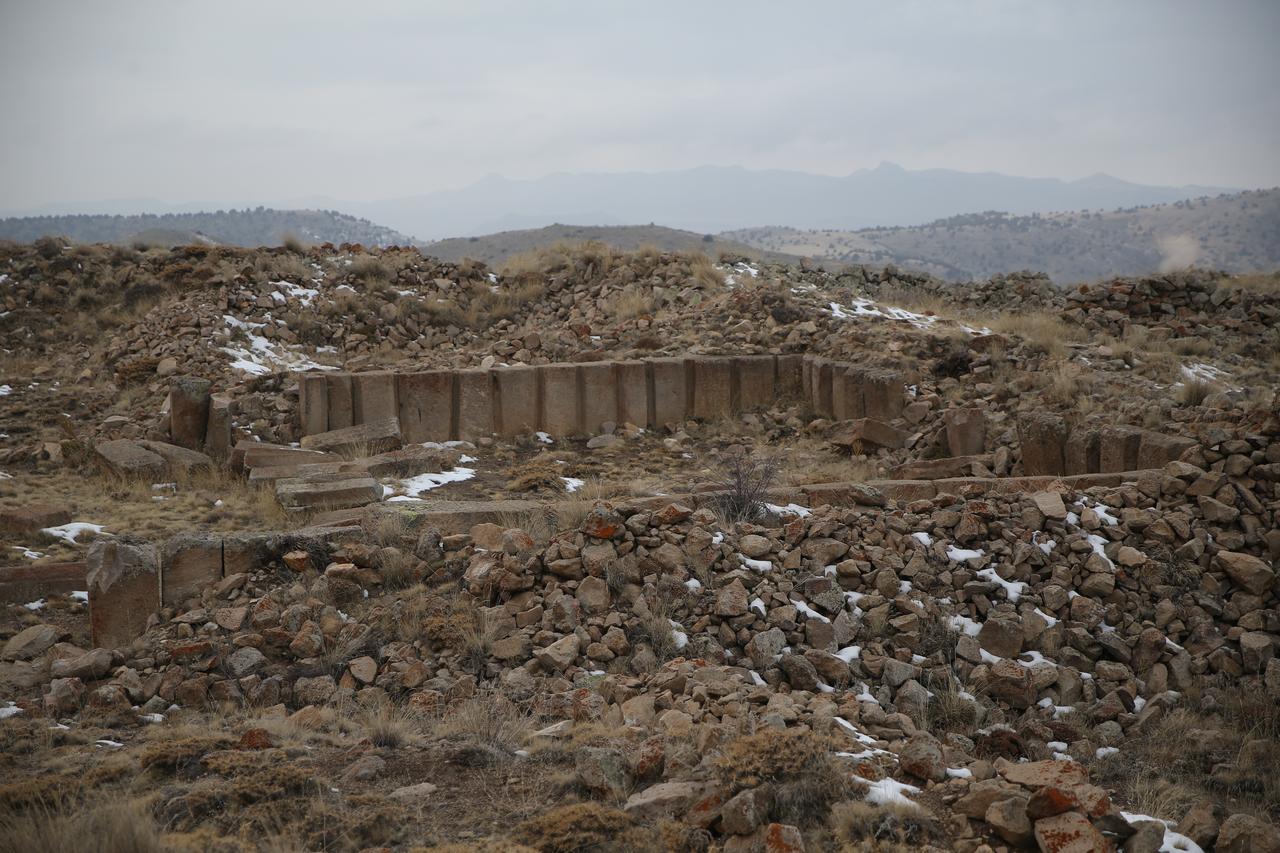 A view of a Late Hittite city located on the summit of Gollu Dag in Nigde, central Türkiye, Dec. 28, 2025. (AA Photo)
