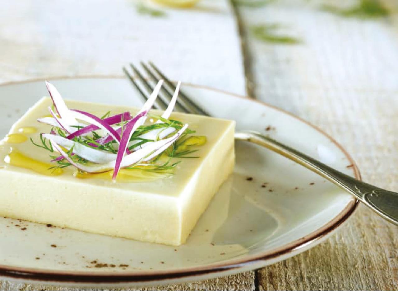 A view of fava with olive oil. (Photo via Türkiye daily)