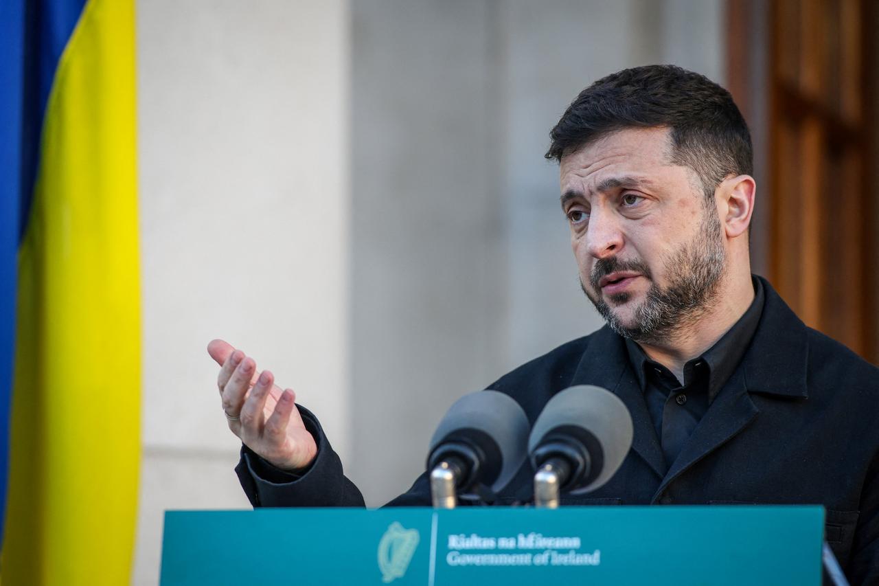 Ukraine to meet EU officials before US talks as Kremlin signals openness to further negotiations