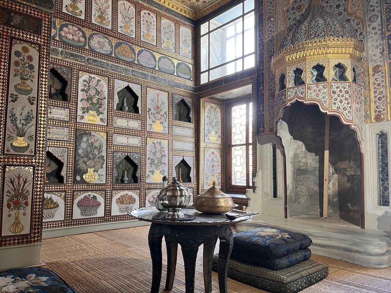 Inside the Privy Chamber of Sultan Ahmed III at Topkapi Palace, Istanbul, Türkiye, May 22, 2025. (AA Photo)