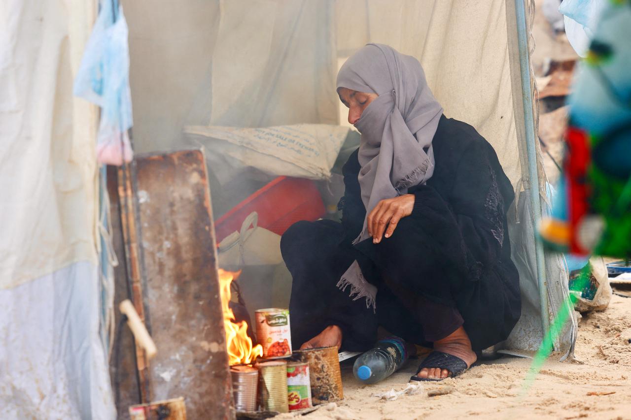 UNRWA warns 1.6M in Gaza face dangerous hunger levels amid winter storm