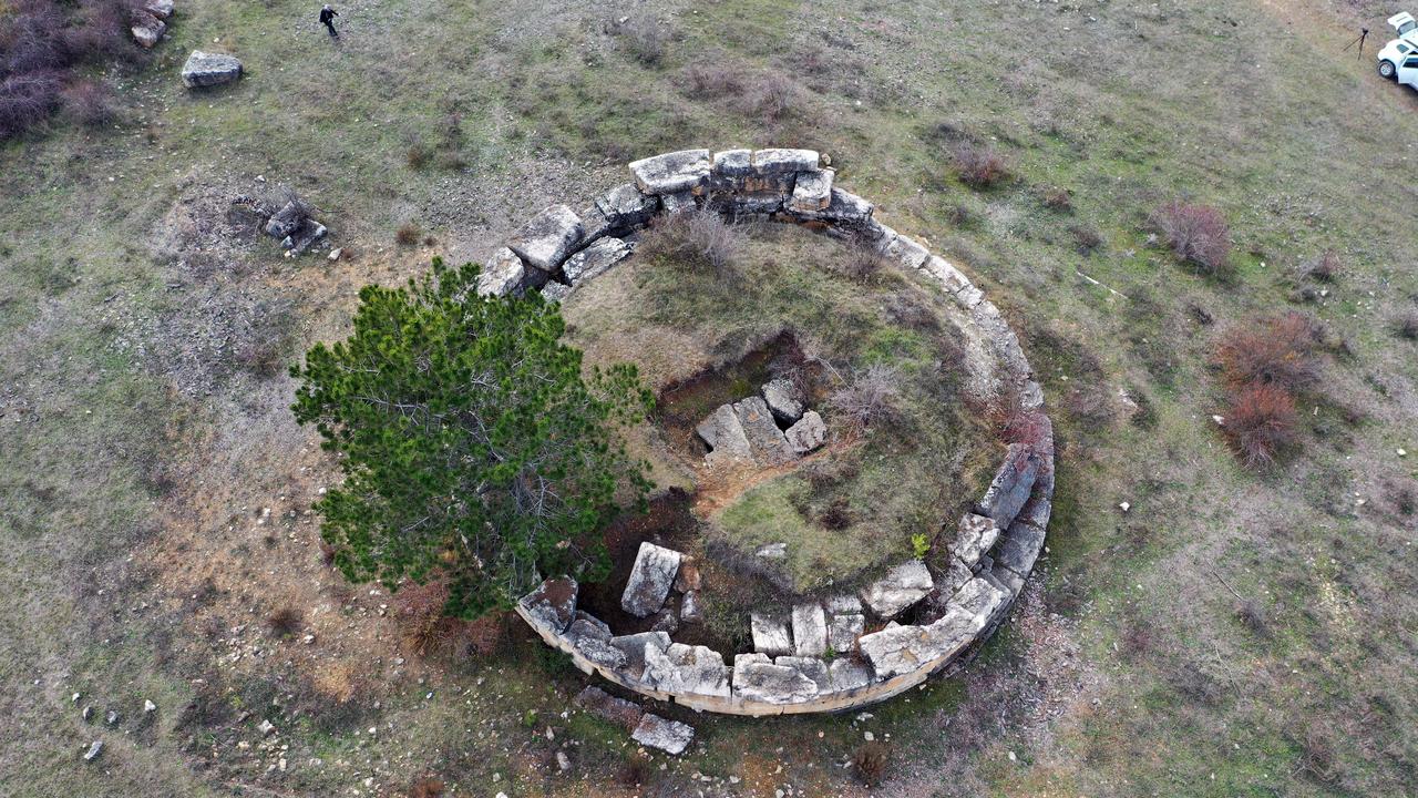 A nearly 2,100-year-old tumulus in Kastamonu, northern Türkiye, Dec. 30, 2025. (AA Photo)