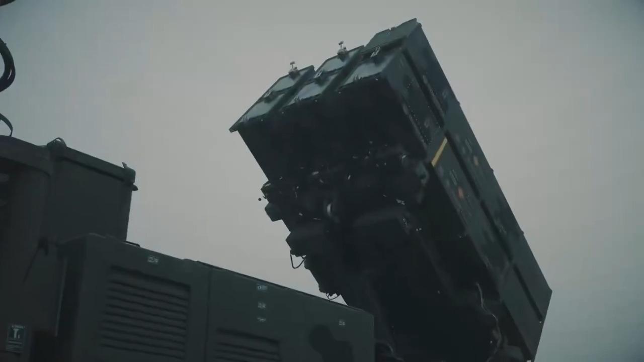 Türkiye's Hisar-A, a low-altitude air defense system launcher, during acceptance firing using an imaging infrared (IIR) seeker-headed missile at an unspecified location and time. (Photo via X/@halukgorgun)