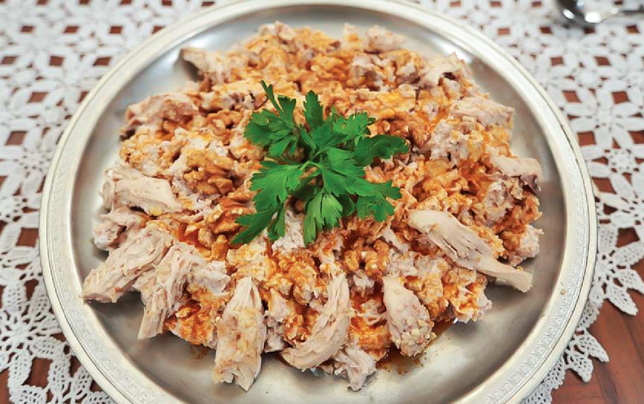 A view of Circassian Chicken. (Photo via Türkiye daily)