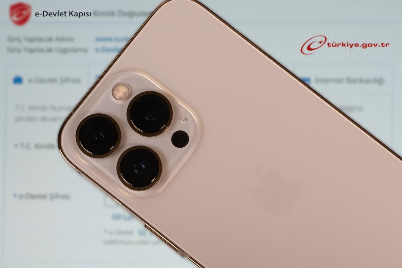 Türkiye sets 2026 IMEI registration fee for imported phones at $1,263