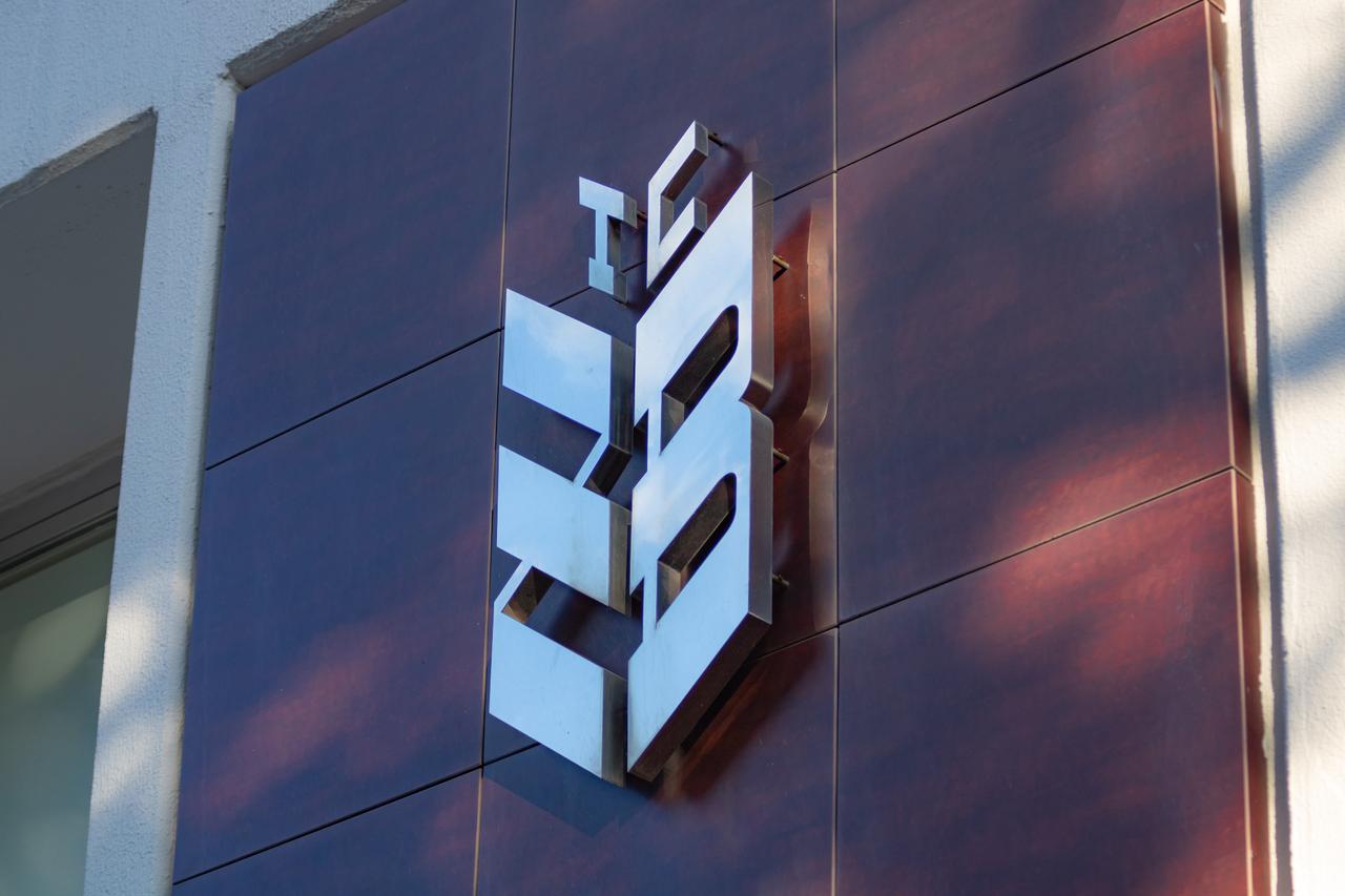 Türkiye's Ziraat Bank forecasts central bank to lower rate below 30% in 2026