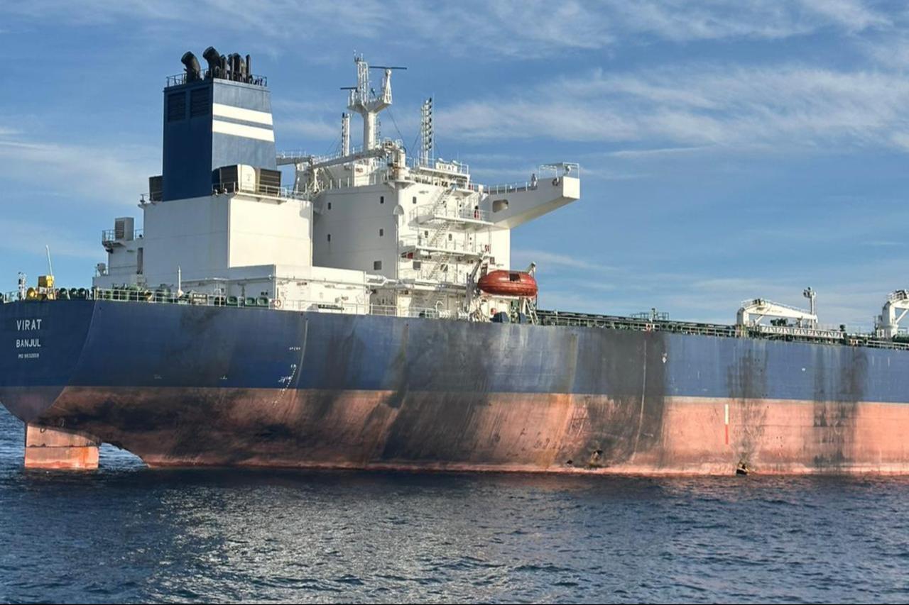 The ship named “VIRAT,” which was attacked by an unmanned surface vessel (USV) in international waters of the Black Sea while en route to Russia, has reached off the coast of Istanbul, Türkiye on Dec. 1, 2025. (AA Photo)