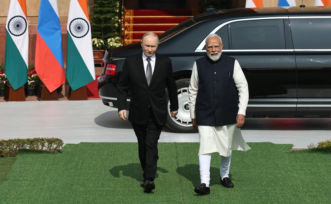 Russian President Vladimir Putin (L) meets with Indian Prime Minister Narendra Modi (R) at the Hyderabad House in New Delhi, India on Dec. 5, 2025. (AA Photo)