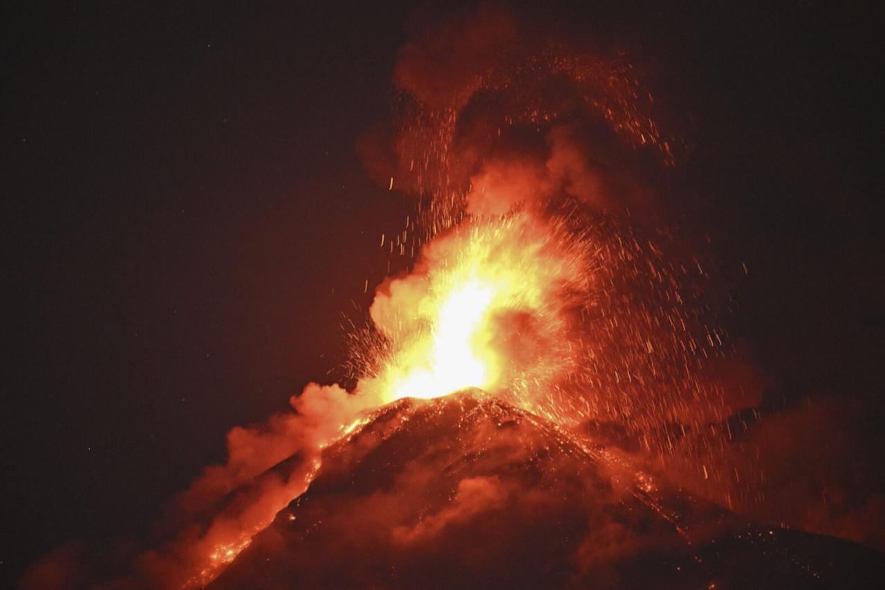 Volcanic eruptions may have triggered the Black Death pandemic, new research finds