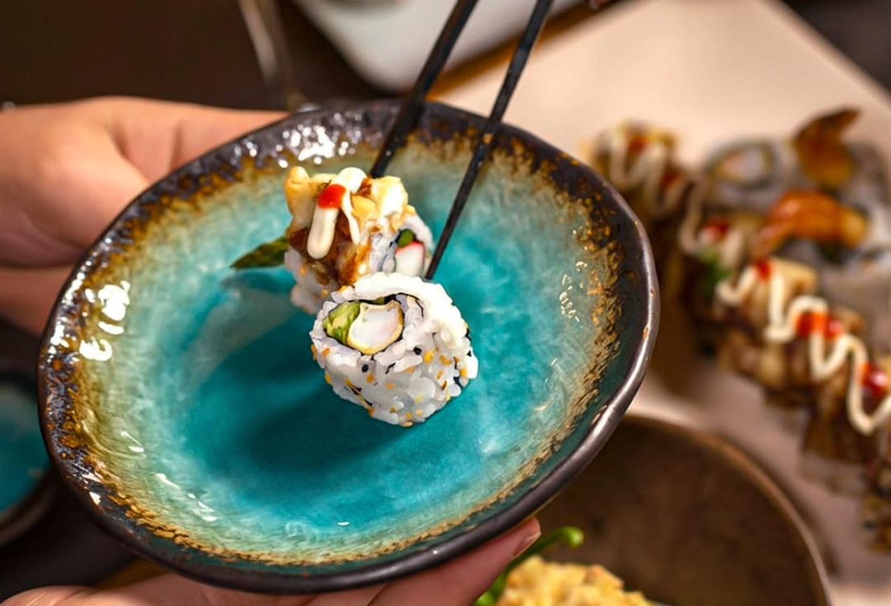 Sushi rolls served at Itsumi Japanese Restaurant in Istanbul, where chef Shunichi Horikoshi recreates Japanese flavours with Turkish ingredients, Nov. 17, 2025. (Photo via Instagram/@itsumijapon)