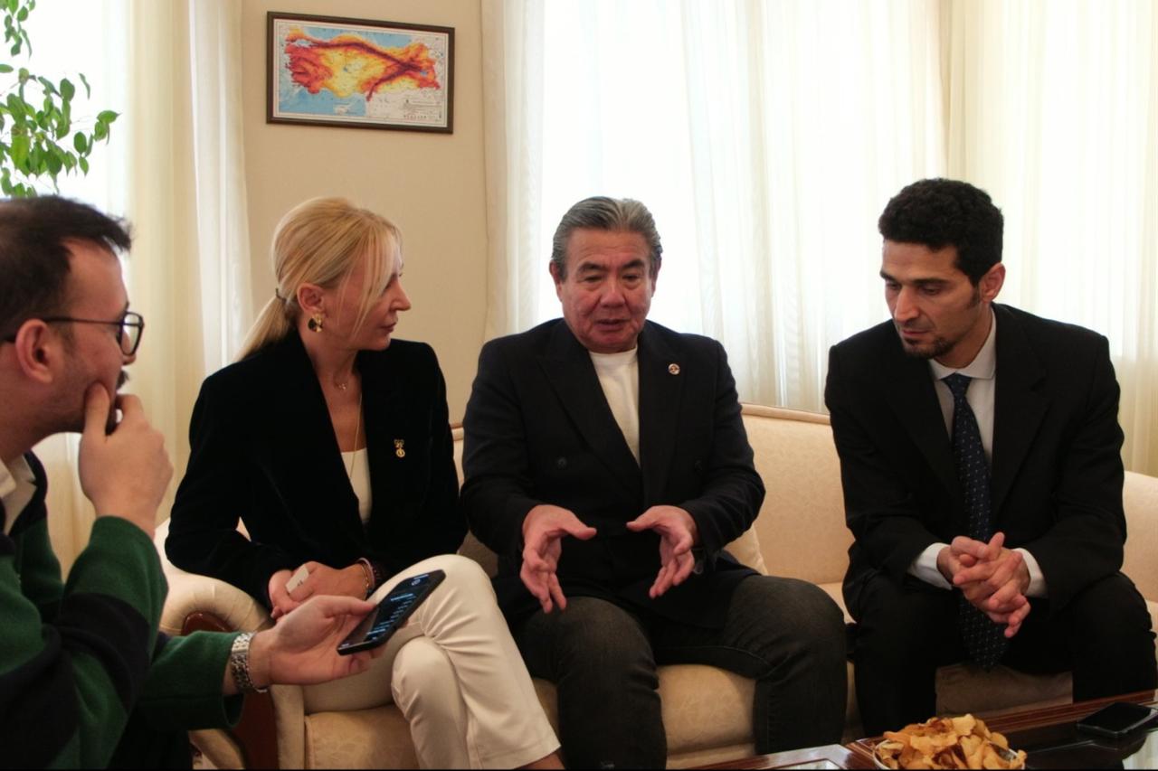 From left, journalist Koray Erdogan, Pinar Acilan Horikoshi, chef Shunichi Horikoshi and Ali Ilhan Berktas, Culture and Press Department official at the Consulate-General of Japan in Istanbul, Türkiye, during an interview with Türkiye Today. (Photo by Kutay Ozer)