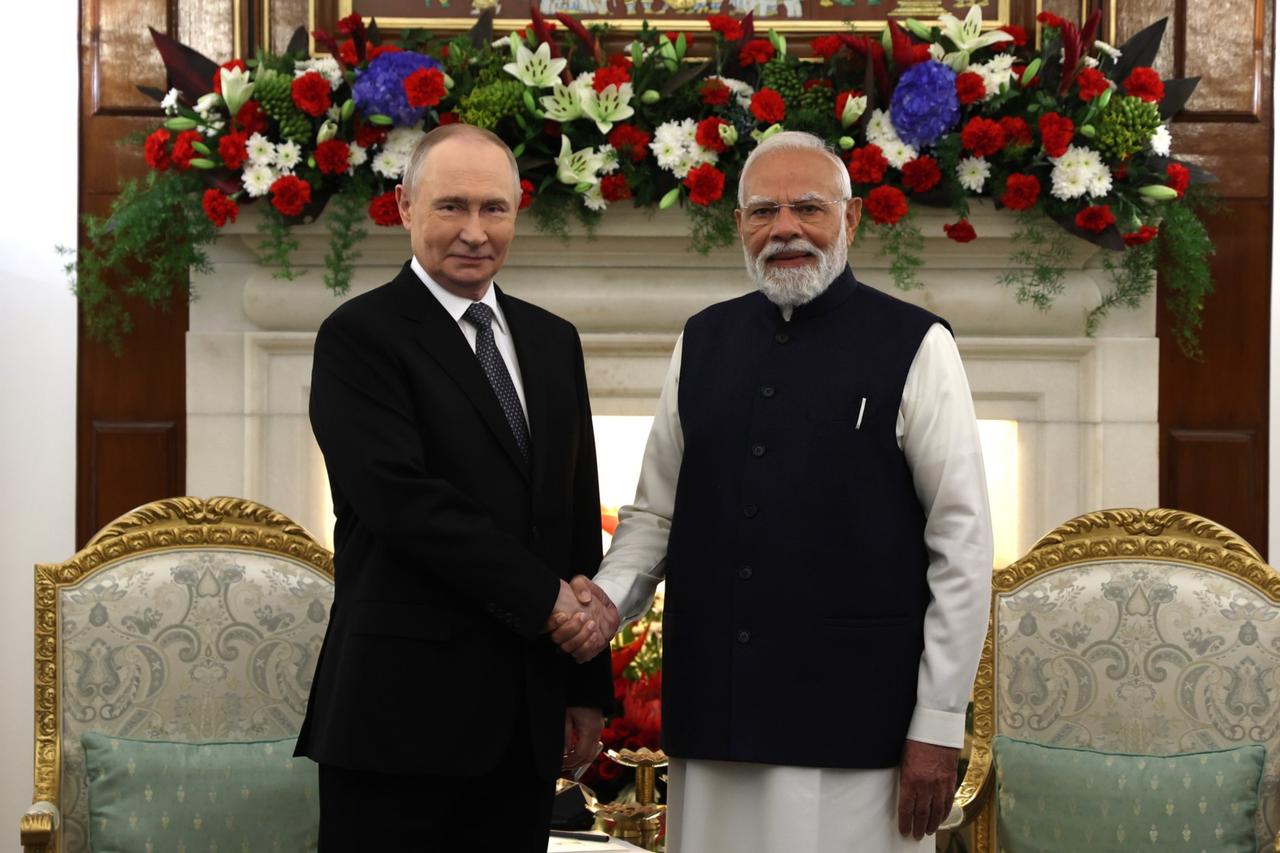 Iran, Russia sign 9 AI and cybersecurity cooperation agreements in Moscow