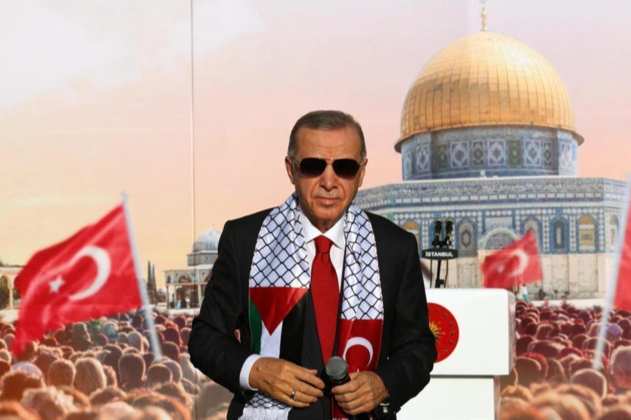 President Recep Tayyip Erdogan attending the “Great Palestine Rally” and delivering a speech at Ataturk Airport, Istanbul, Türkiye, October 28, 2023. (AA Photo)