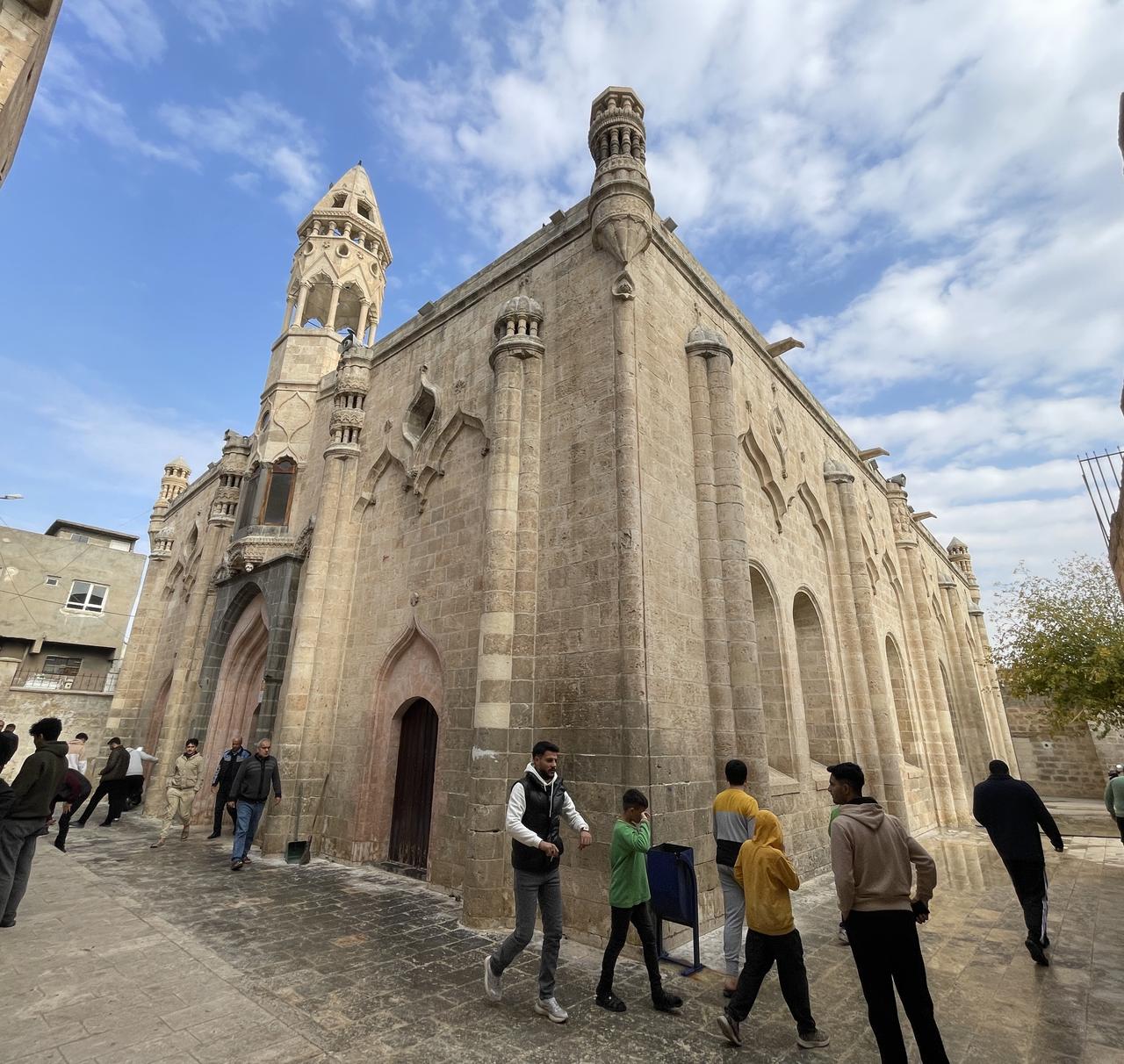Located in Saniıurfa, the Hz. Iyad Bin Ganem Mosque, known today as the 'Firfirli' Mosque, sheds light on the city’s historical journey with its architecture that has survived through centuries of use, from a church to a prison. Sanliurfa, Türkiye, December 8, 2025. (AA Photo)