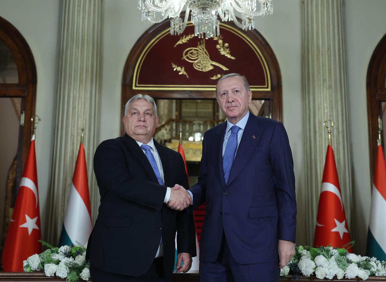 Turkish President Recep Tayyip Erdogan (R) and Hungarian Prime Minister Viktor Orban (L) hold a joint press conference following their meeting at Dolmabahce Presidential Office in Istanbul, Türkiye on Dec. 08, 2025. (Turkish Presidency / AA Photo)