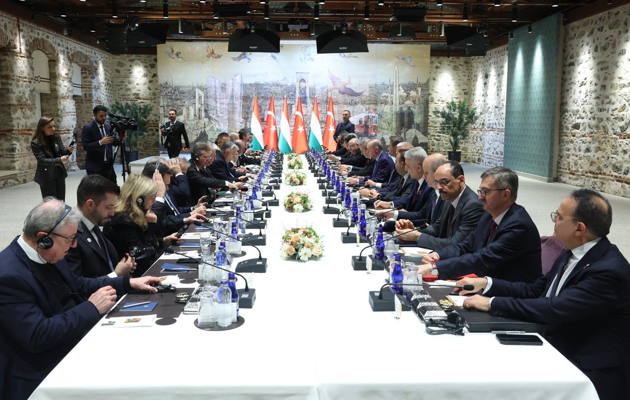 Turkish President Recep Tayyip Erdogan and the Prime Minister of Hungary, Viktor Orban hold a meeting between their delegations at Dolmabahce Presidential Office in Istanbul, Türkiye on Dec. 08, 2025. (Turkish Presidency / AA Photo)