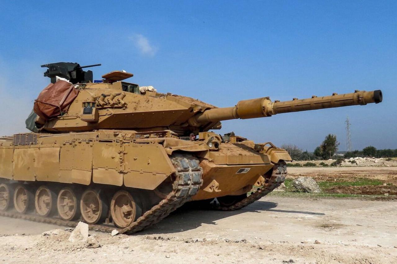 Türkiye expects SDF to integrate by year-end or face military operations: Report