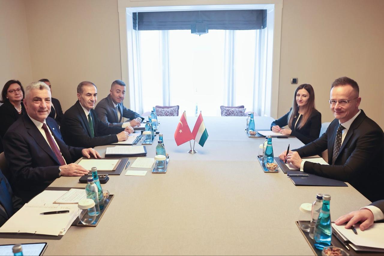 Turkish Trade Minister Omer Bolat (1st L) and Hungarian Minister of Foreign Affairs and Foreign Trade Peter Szijjarto (1st R) signed the Joint Declaration on Enhancing Bilateral Trade Relations in Ankara, Türkiye on Dec. 8, 2025. (Photo via X/omerbolatTR)