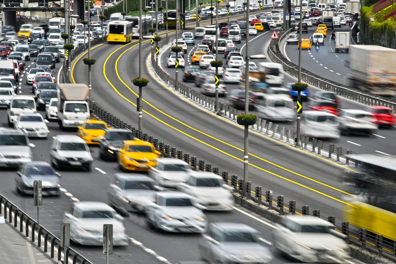 Istanbul remains world’s most traffic congested city in 2025, drivers lose 118 hours annually