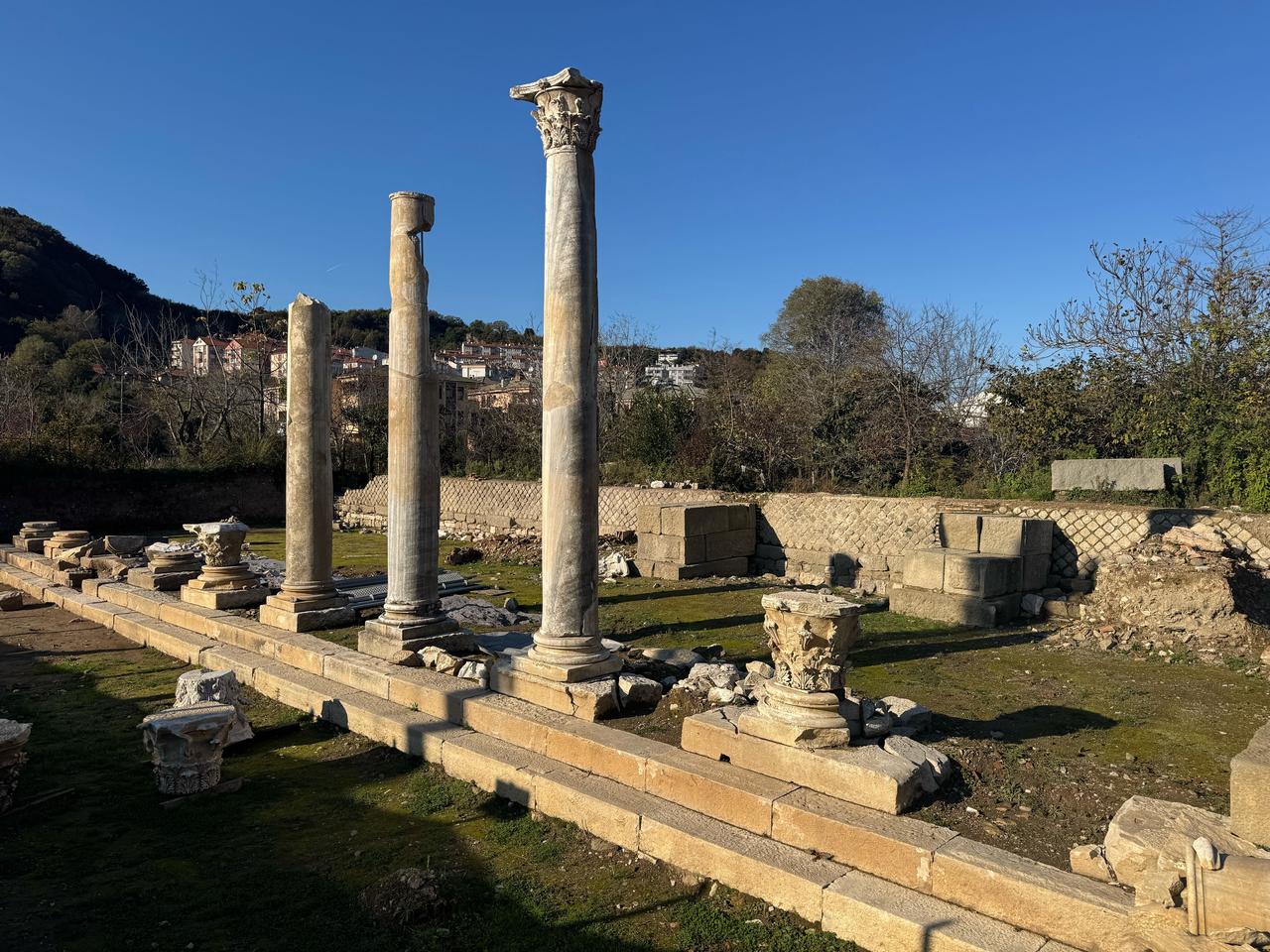 Marble columns of the restored Roman stoa rise at ancient city of Amastris in Amasra district of Bartin, northern Türkiye, Dec. 9, 2025. (AA Photo)