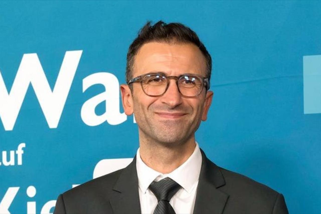 Turkish-German politician Samet Yilmaz elected mayor of Kiel in runoff vote