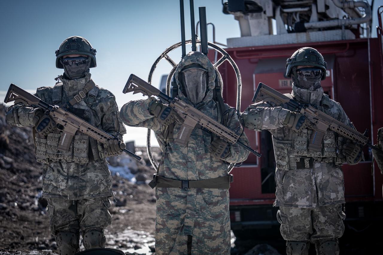 Soldiers of the Turkish Armed Forces during “Winter Exercise-2025”, under challenging conditions due to freezing weather in Kars, Türkiye, January 30, 2025. (AA Photo)