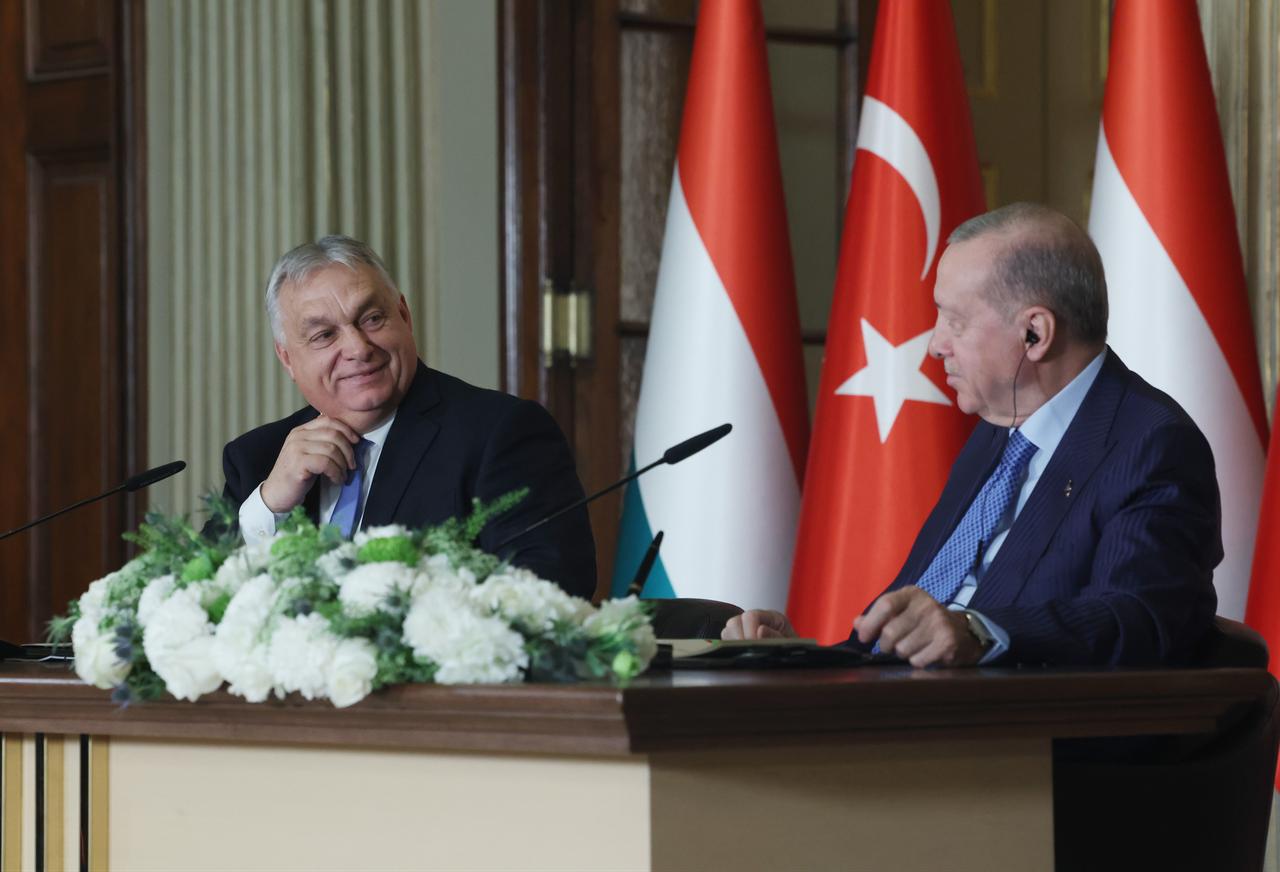 President Recep Tayyip Erdogan (R) and Hungarian Prime Minister Viktor Orban (L) hold a joint press conference following their meeting in Istanbul, Türkiye, Dec. 8, 2025. (Photo via Turkish Presidency/Mustafa Kamaci)