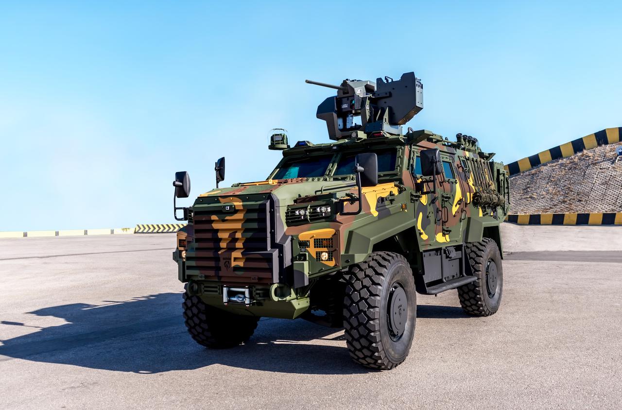 The photo shows Nurol's Gidran 4x4 — the Hungarian version of the Ejder Yalcin armored vehicle during tests at an unspecified location and time. (AA Photo)
