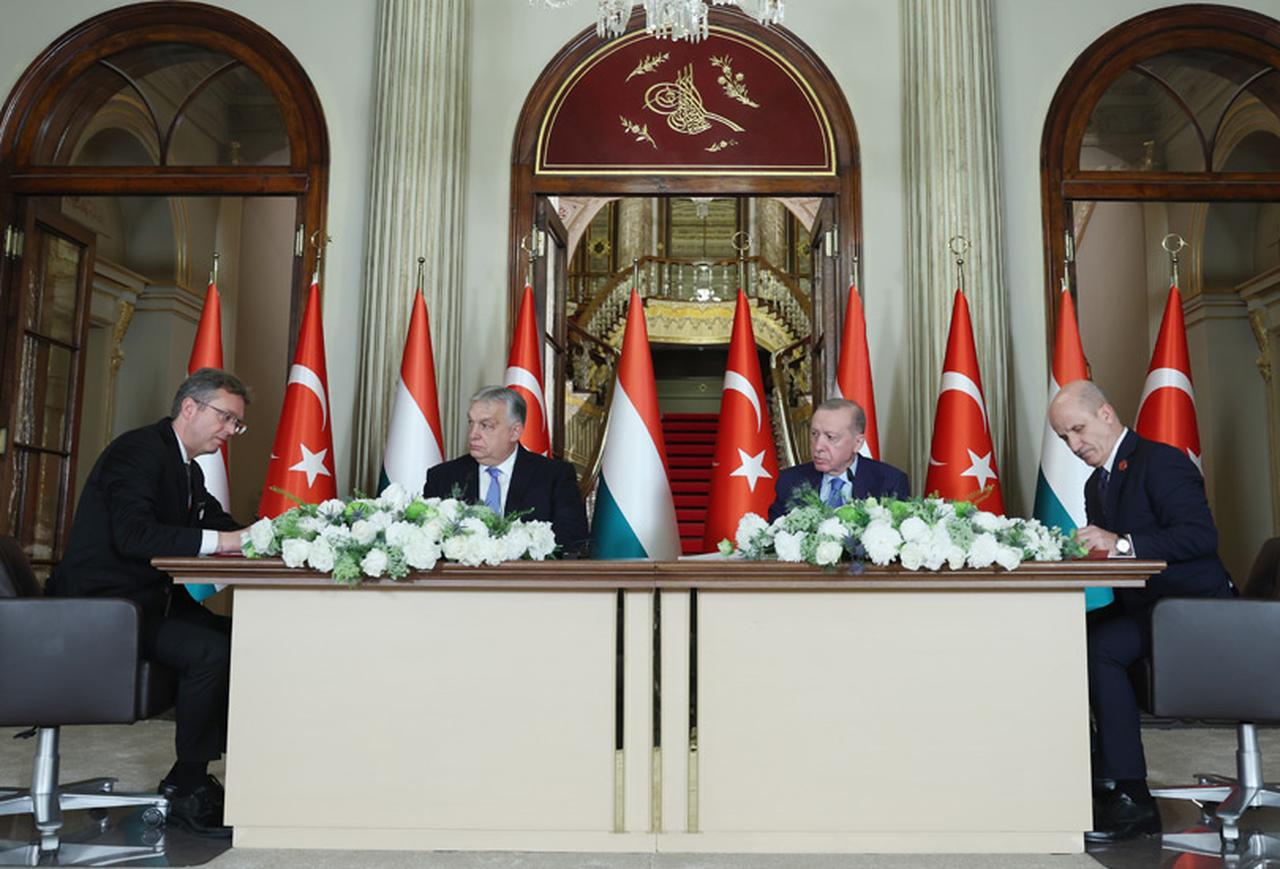 Hungarian Prime Minister Viktor Orbán (2nd L) and Turkish President Recep Tayyip Erdogan (2nd R) signs a memorandum of understanding and a 2025–2028 implementation protocol concerning cooperation in higher education in Istanbul, Türkiye on Dec. 8, 2025. (Photo via X/erolozvar)