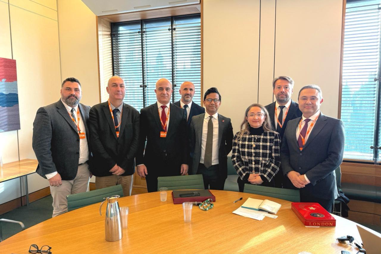 Türkiye’s tech zone members meet UK's AI minister to boost cooperation