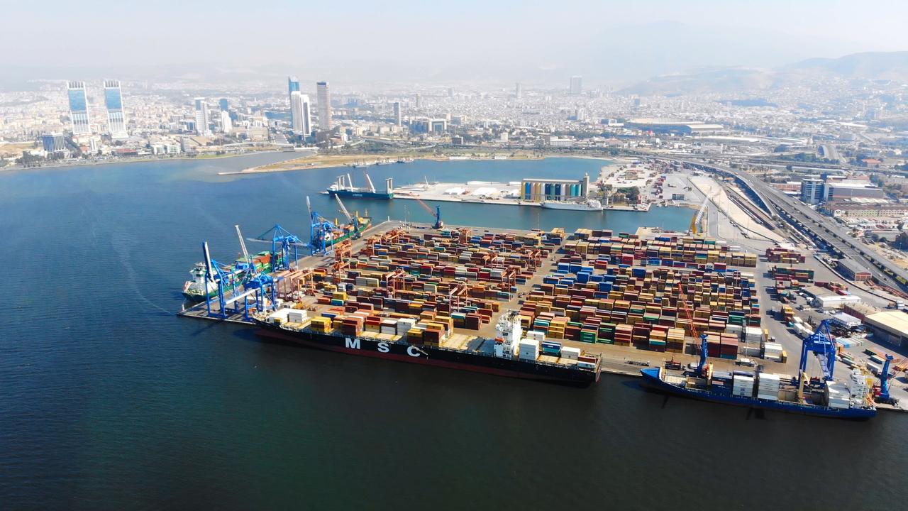 A container terminal in the Port of Izmir, Türkiye, on May 11, 2025. (Adobe Stock Photo)
