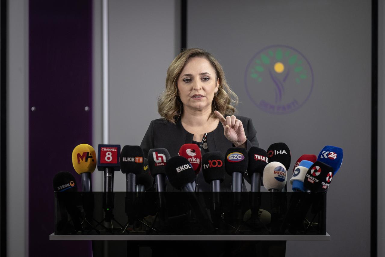 DEM Party sees PKK dissolution as start of new democratic phase