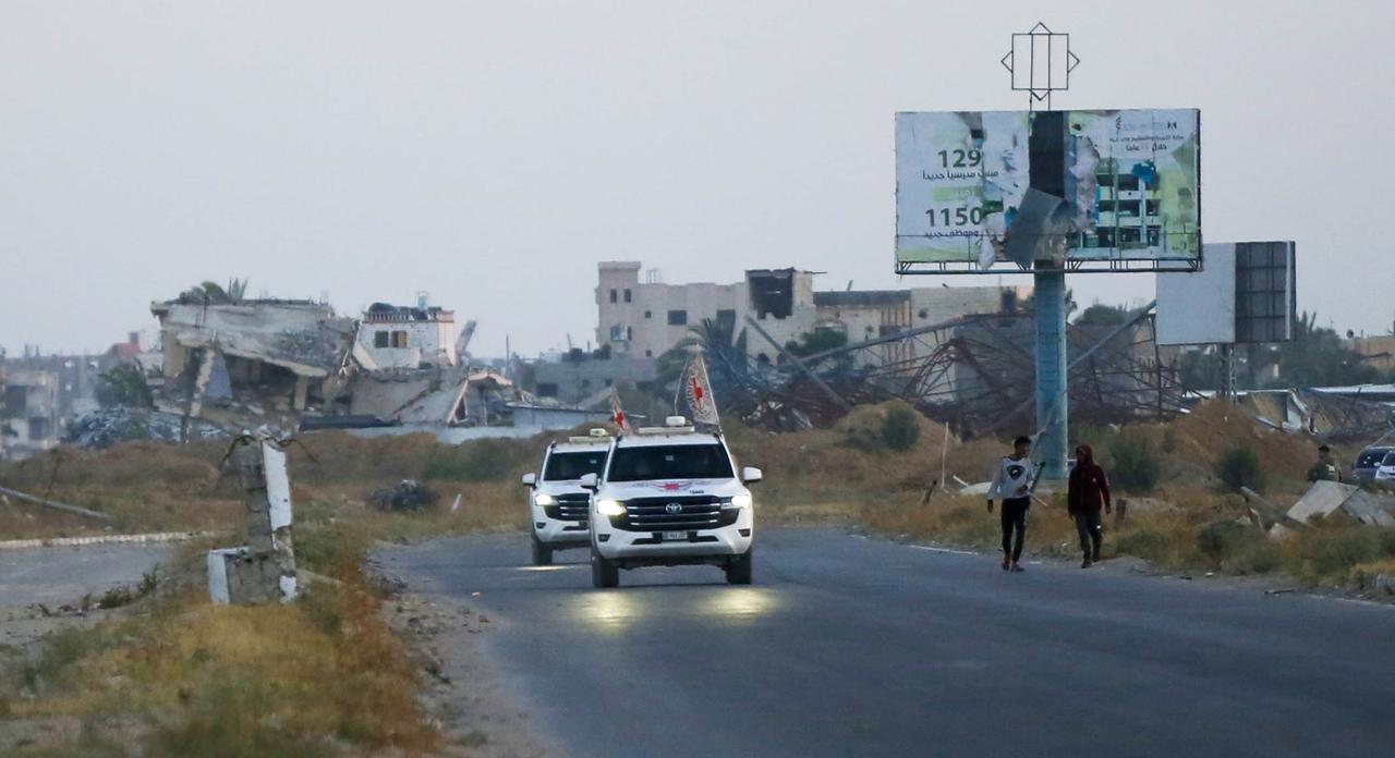 Hamas releases Israeli-American hostage Edan Alexander in Gaza