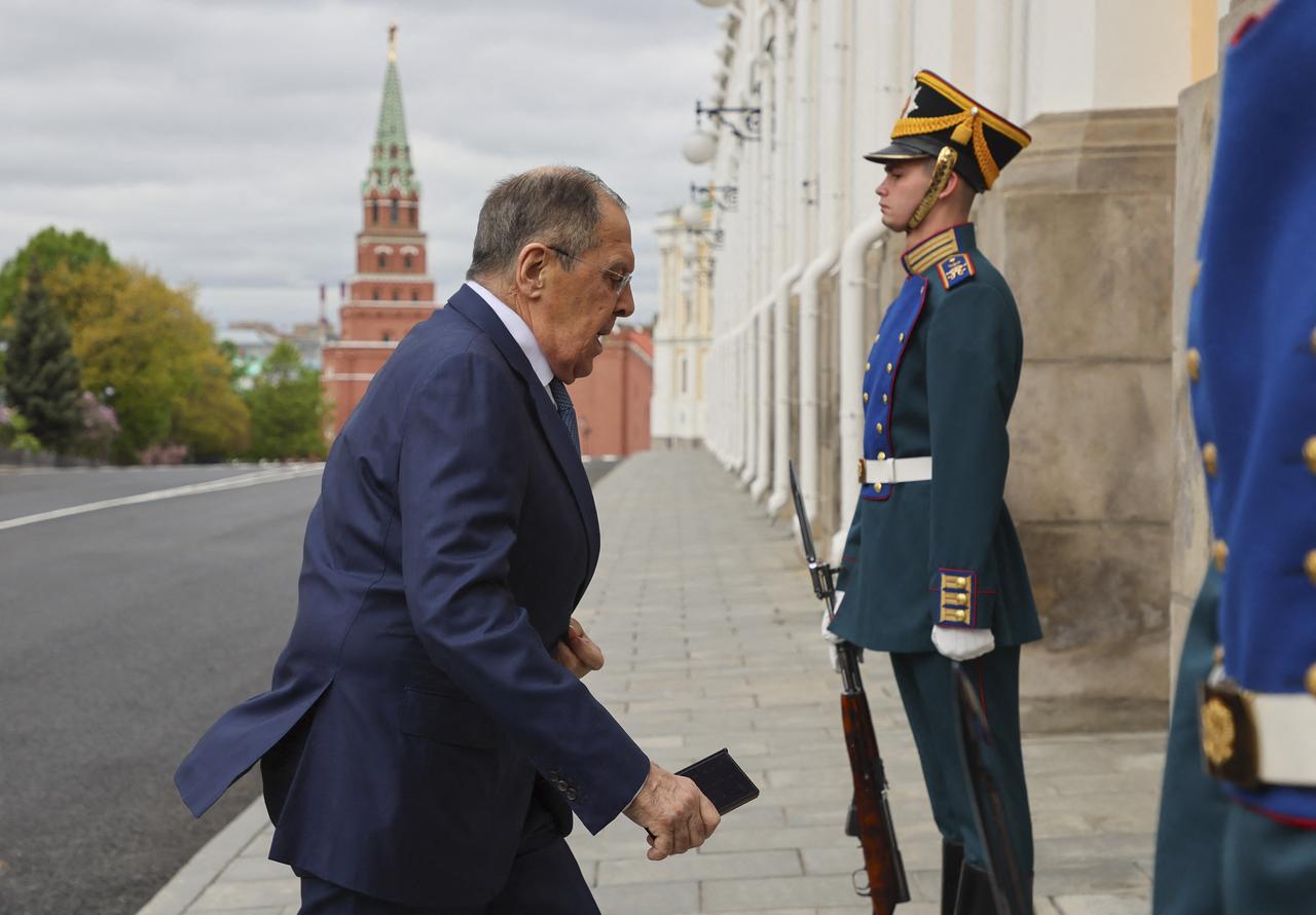 Russian guards of honour stand at their positions before the arrival of Mongolias President at the Kremlin in Moscow on May 7, 2025. (Photo by Alexander NEMENOV / POOL / AFP)