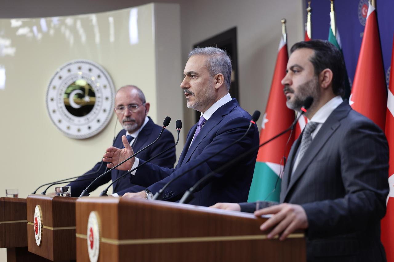 ANKARA, TURKIYE - MAY 12: (----EDITORIAL USE ONLY MANDATORY CREDIT - TURKISH FOREIGN MINISTRY / HANDOUT - NO MARKETING NO ADVERTISING CAMPAIGNS - DISTRIBUTED AS A SERVICE TO CLIENTS----)Turkish Foreign Minister Hakan Fidan, Syrian Foreign Minister Assad Hassan Shaybani (not seen) and Jordanian Foreign Minister Ayman al-Safadi (not seen) hold a joint news conference within the Turkiye-Jordan-Syria Foreign Ministers Meeting in Ankara, Turkiye on May 12, 2025. ( Turkish Foreign Ministry - Anadolu Agency )