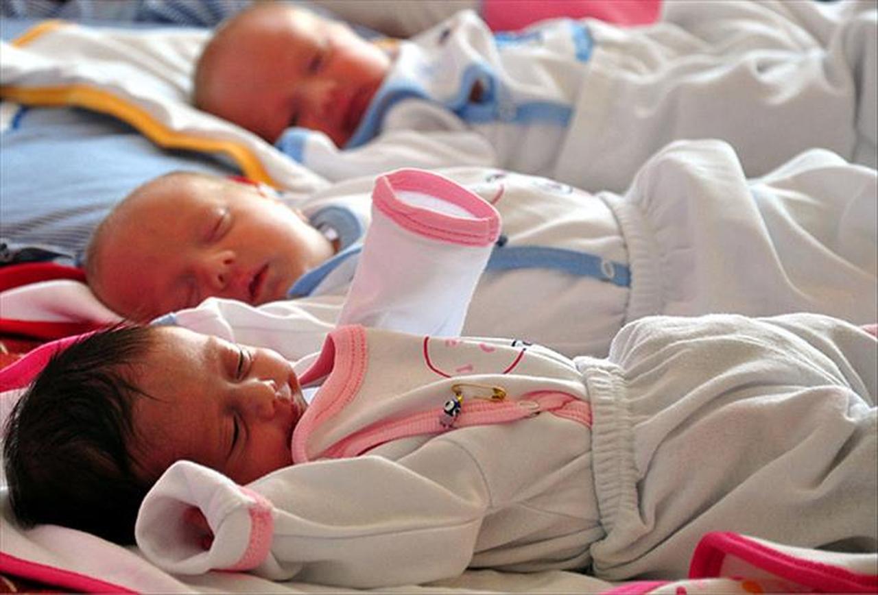 Newborn babies rest in hospital bassinets in Türkiye, accessed on May 13, 2025. (AA Photo)