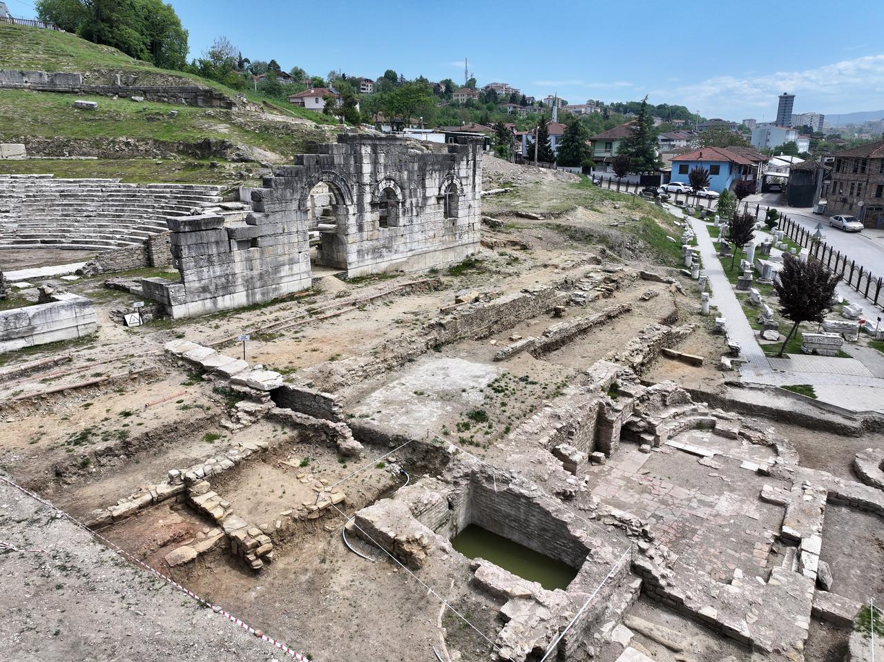An aerial view of the Roman theater in the ancient city of Prusias Ad Hypium in the Konuralp region of Duzce, Türkiye, May 12, 2025. (AA Photo)