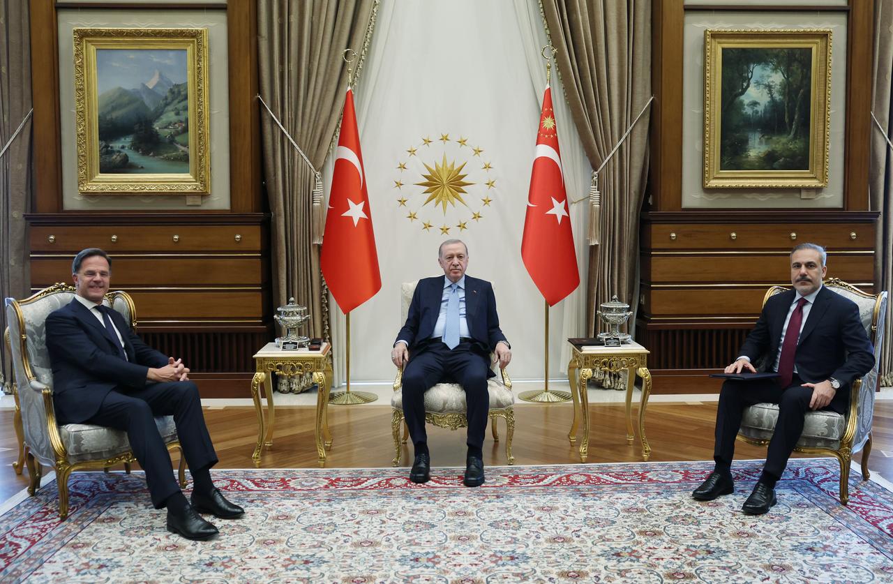 Turkish FM Fidan meets with NATO Secretary General Mark Rutte at a working dinner in Antalya before the NATO Foreign Ministers Informal Meeting on 13 May, 2025. (Photo via X / @TC_Disisleri)