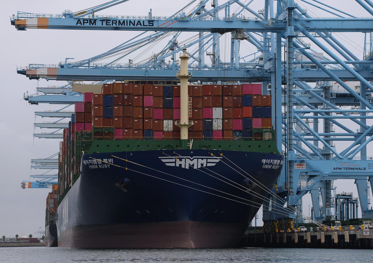 SAN PEDRO, CALIFORNIA - MAY 06: A container ship sits docked at the Port of Los Angeles in San Pedro, California, on May 06, 2025. (AFP Photo)
