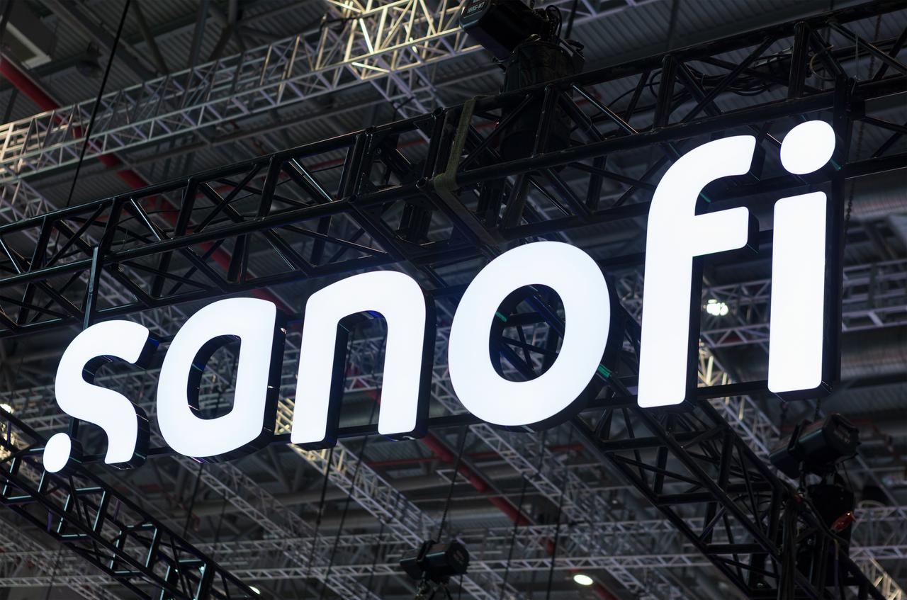 Sanofi’s illuminated logo displayed at the fifth China International Import Expo (CIIE) in Shanghai, China, on November 6, 2022. (Adobe Stock Photo)