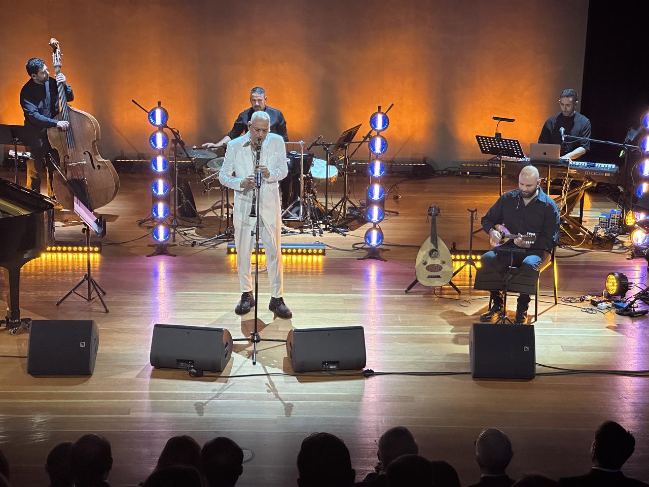 Turkish pianist Nazli Hacialioglu and Greek clarinetist Thanasis Vasilopulos (pictured) perform together in Athens, Greece, May 14, 2025. (AA Photo)