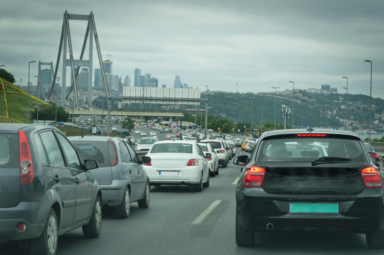 Vehicles pile up on the 15 July Martyrs Bridge during rush hour in Istanbul, Türkiye, accessed on May 16, 2025. (Adobe Stock Photo)