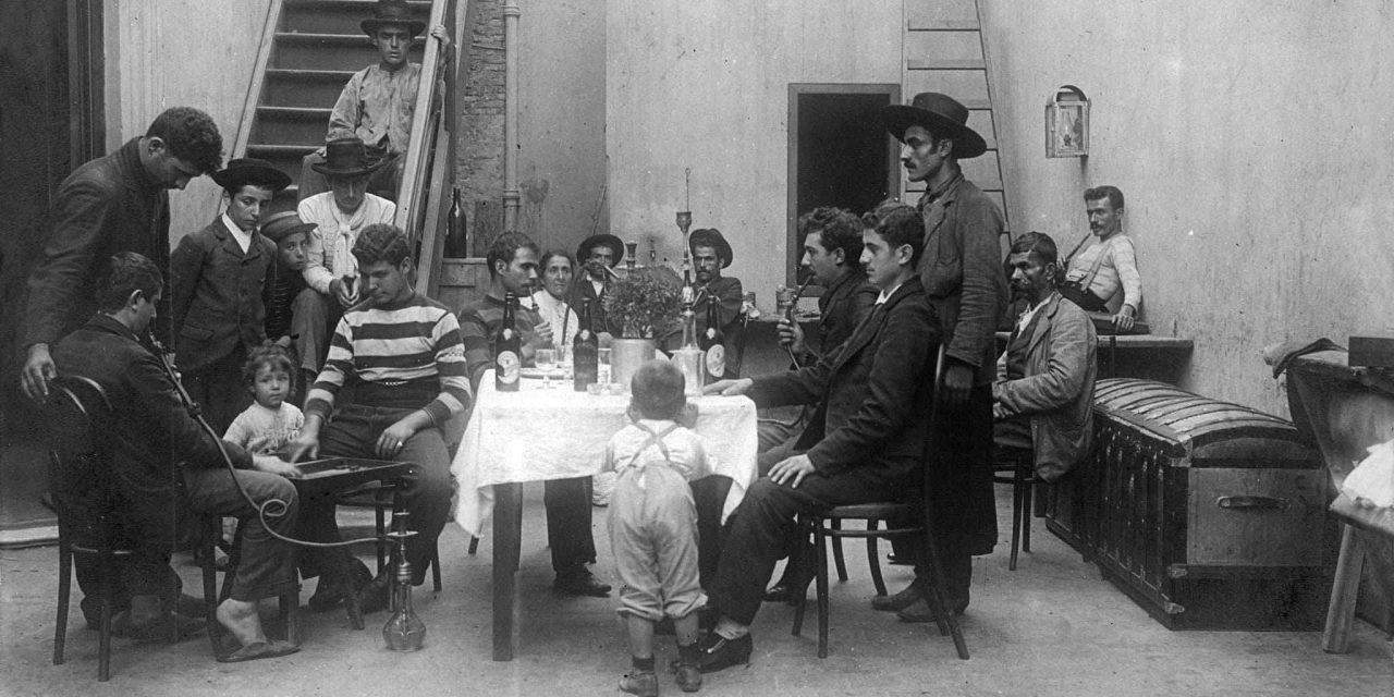 Immigrants from Ottoman lands, Buenos Aires, Argentina, 1902 (Photo via Argentine State Archives)