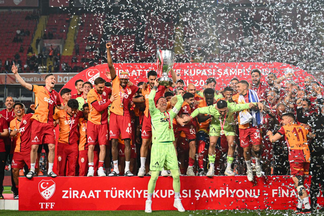 Galatasaray’s cup triumph sets up 4th clash with Trabzonspor in new Super Cup format