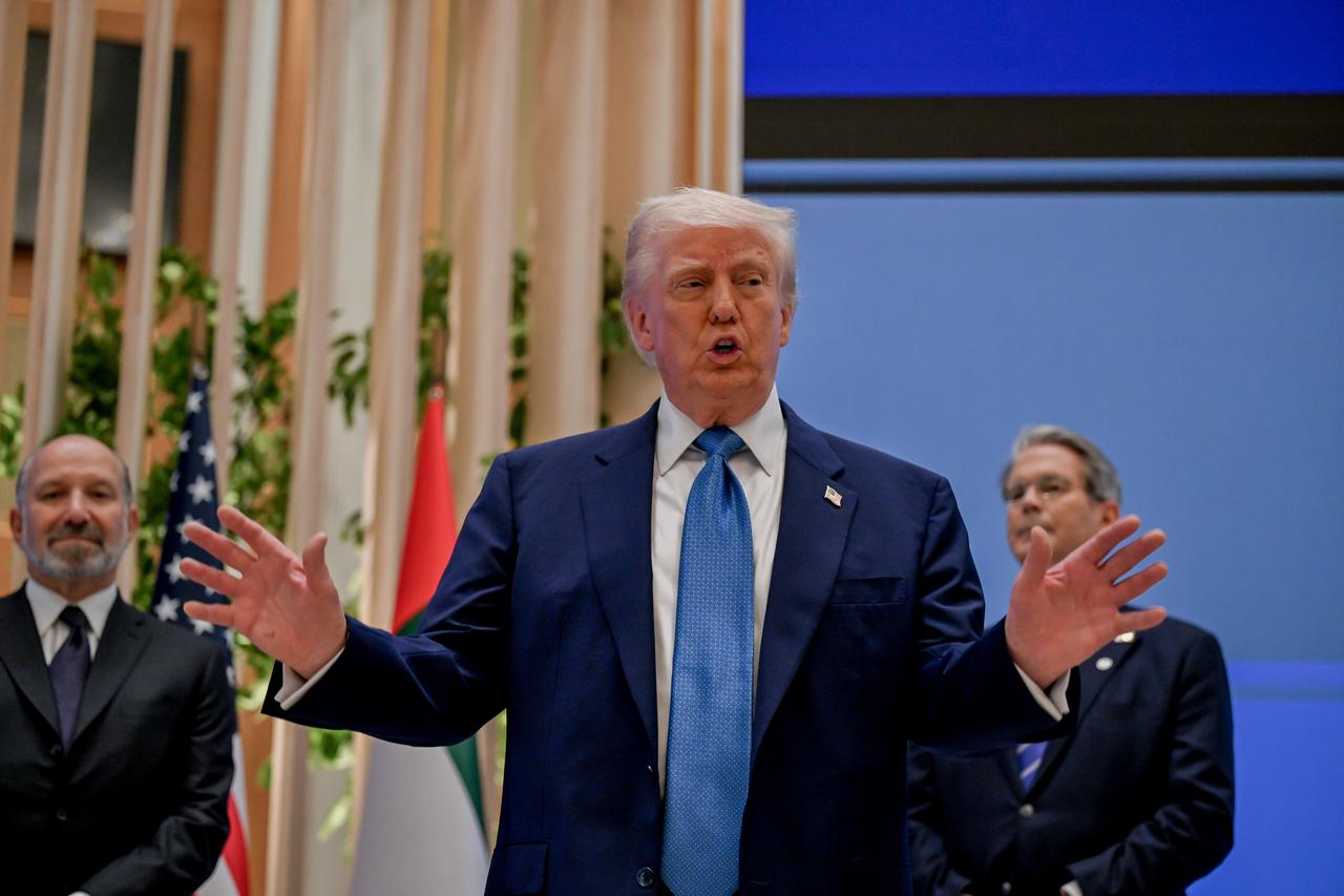 ABU DHABI, UNITED ARAB EMIRATES - MAY 16: U.S. President Donald Trump (L) attends the U.S.-U.A.E. Business Council in the capital Abu Dhabi, United Arab Emirates on May 16, 2025. ( Waleed Zein - Anadolu Agency )